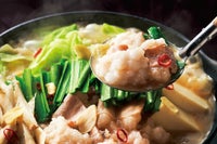 島本 希少黒毛和牛使用もつ鍋九州醤油味（2人前）