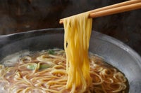 島本 希少黒毛和牛使用もつ鍋九州醤油味（2人前）